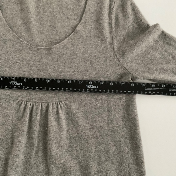 Garnet Hill Babydoll Sweater Sz M Gray 100% Cashmere Scoop Neck Capsule Comfort - Picture 5 of 9